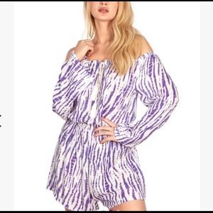 Women’s Romper ❤️ NWT